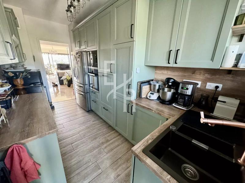 Appartement - 106 m² - 3 pièces