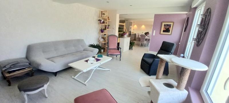 Maison - 190 m² - 5 pièces