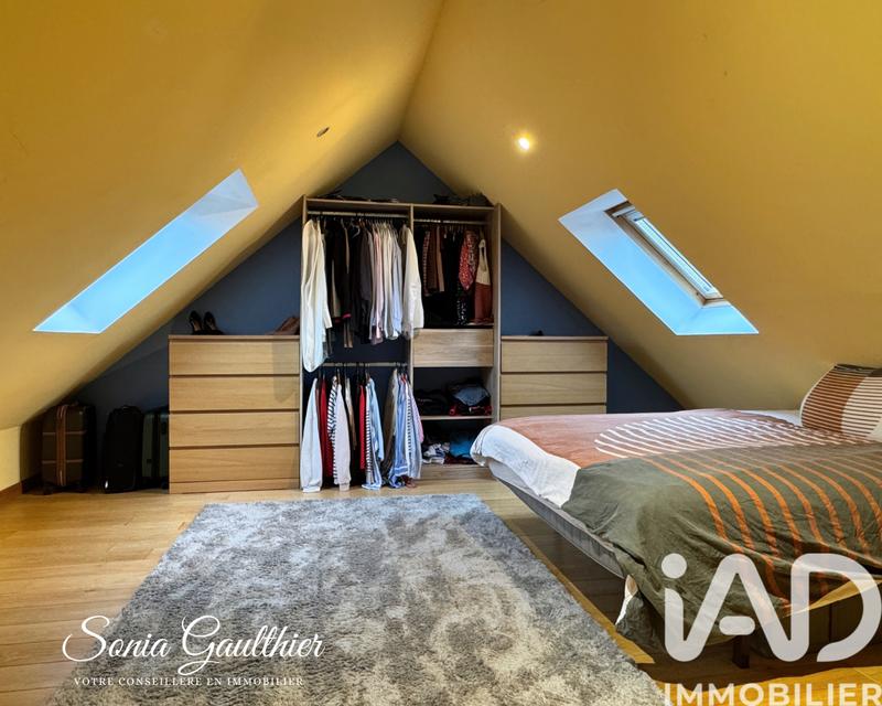 Maison - 136 m² - 7 pièces