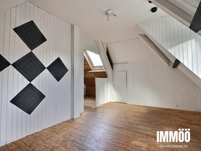 Maison traditionnelle - 135 m² - 6 pièces