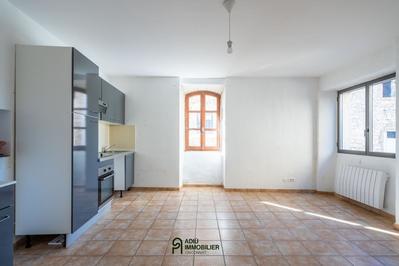 Maison - 174 m² - 7 pièces