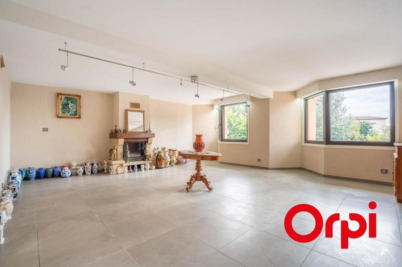 Villa - 210 m² - 5 pièces