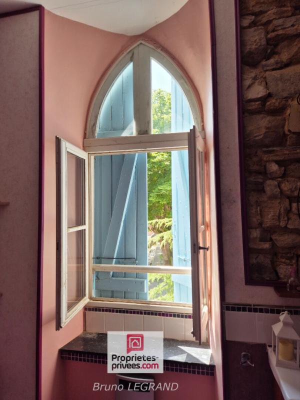 Maison - 525 m² - 14 pièces