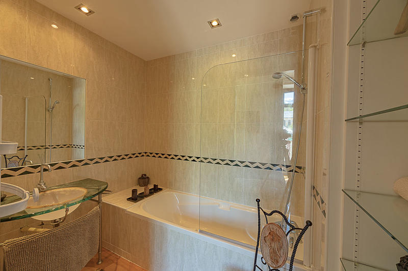 Appartement - 112 m² - 4 pièces