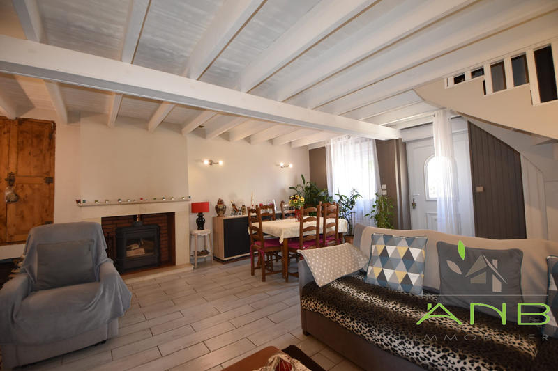 Maison - 136 m² - 6 pièces