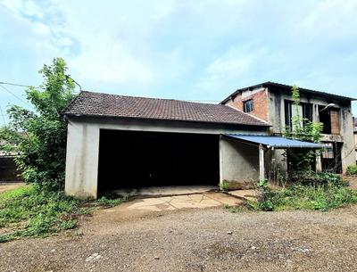 Grange - 195 m² - 2 pièces