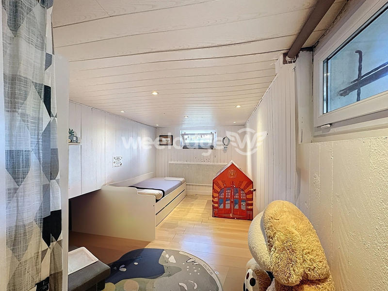 Maison - 90 m² - 5 pièces