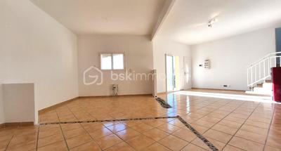 Villa - 97 m² - 5 pièces