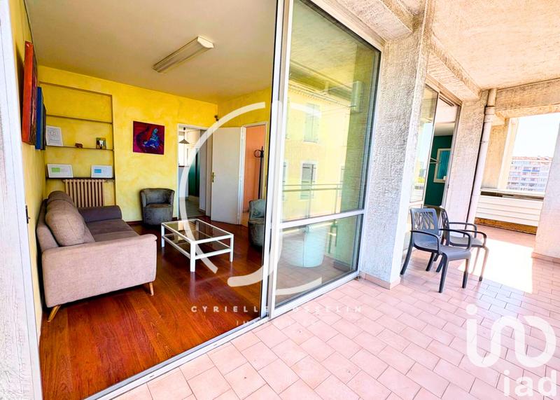 Appartement - 86 m² - 3 pièces