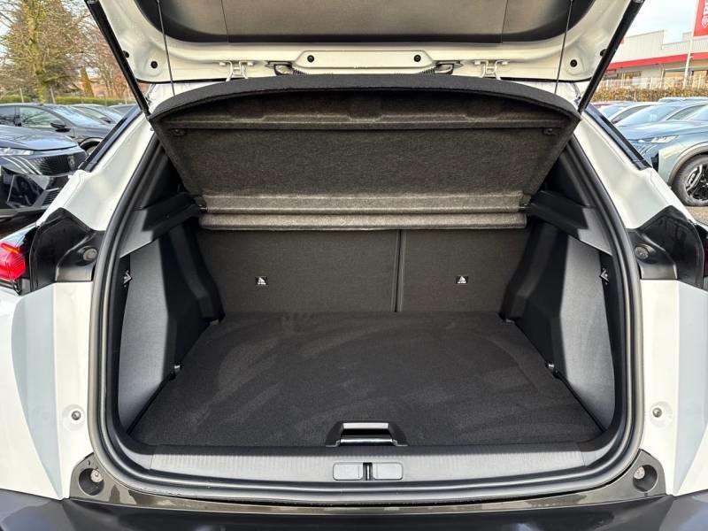 Peugeot 2008 Hybrid 145 e-Dcs6 Gt