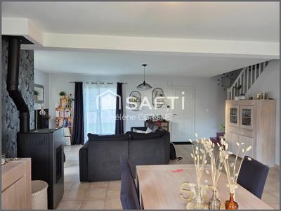 Maison - 147 m² - 7 pièces