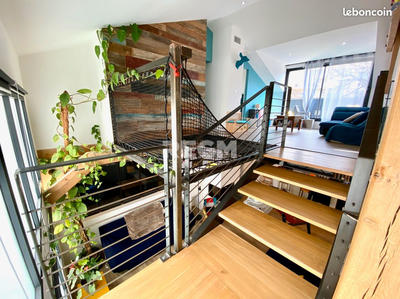 Maison - 164 m² - 6 pièces