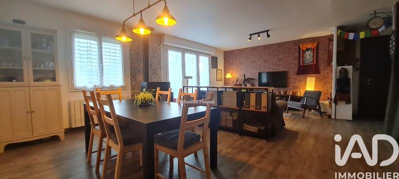 Maison - 84 m² - 4 pièces