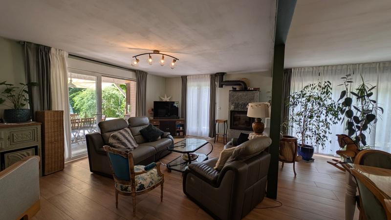 Maison - 170 m² - 8 pièces