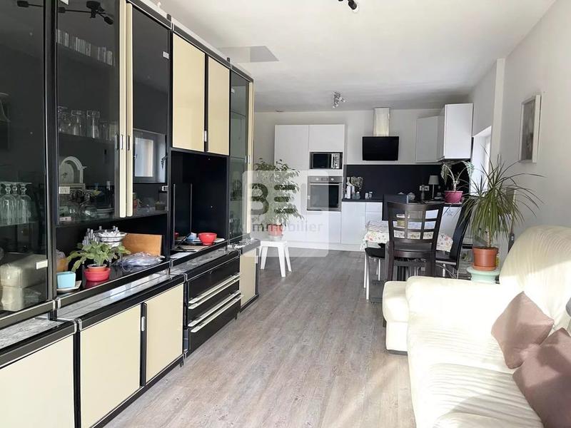 Maison - 163 m² - 7 pièces