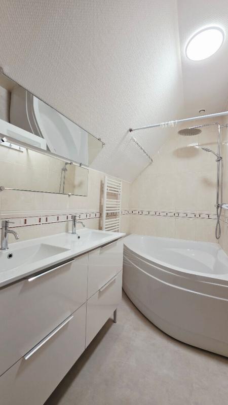 Maison - 91 m² - 3 pièces