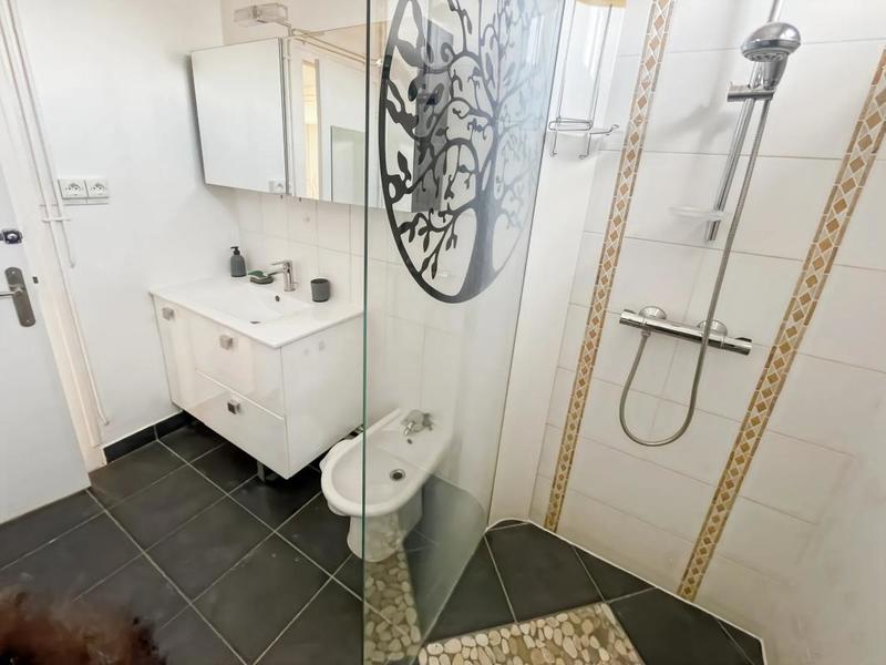 Appartement - 85 m² - 4 pièces