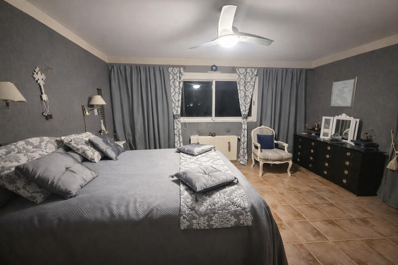 Maison - 283 m² - 7 pièces