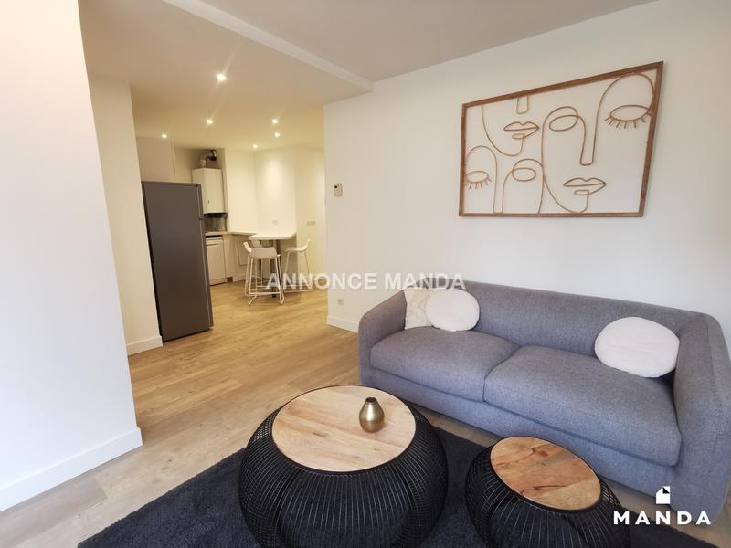 Chambre - 11 m² - 4 pièces