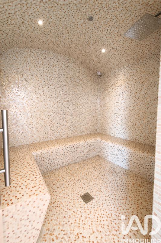 Maison de maîtres - 389 m² - 8 pièces