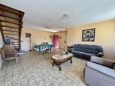 Maison - 111 m² - 4 pièces