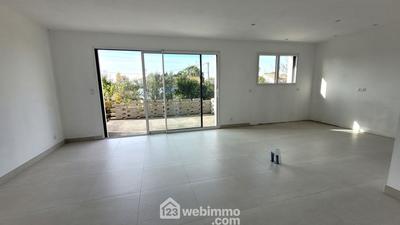 Maison - 111 m² - 4 pièces
