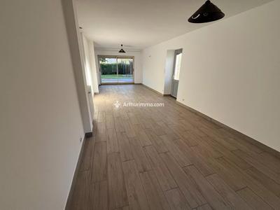 Appartement - 77 m² - 3 pièces