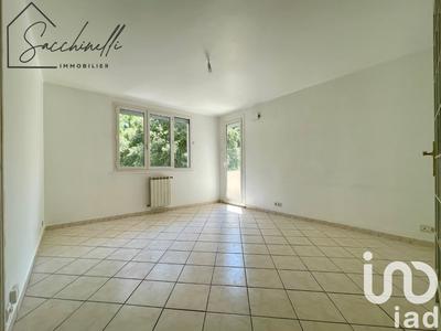 Appartement - 65 m² - 4 pièces