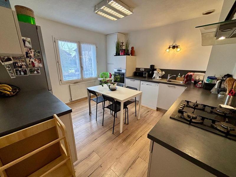 Maison - 88 m² - 4 pièces