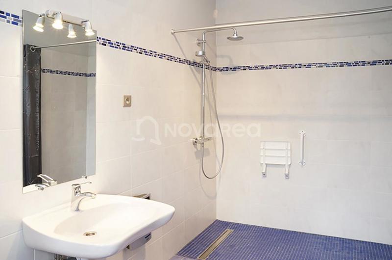 Maison - 376 m² - 14 pièces