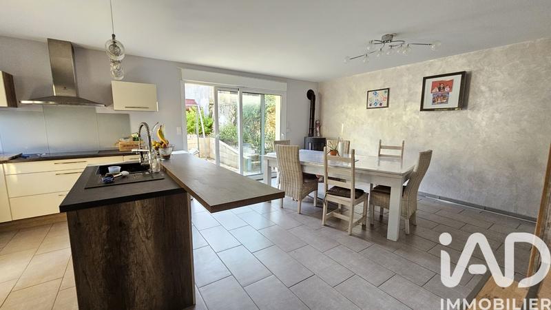 Maison - 144 m² - 7 pièces