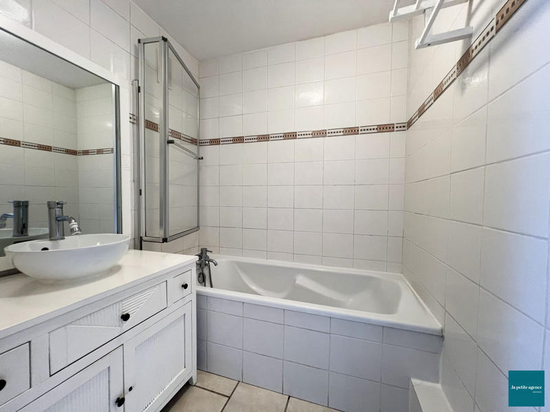 Appartement - 56 m² - 3 pièces