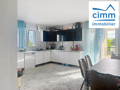 Maison - 146 m² - 6 pièces