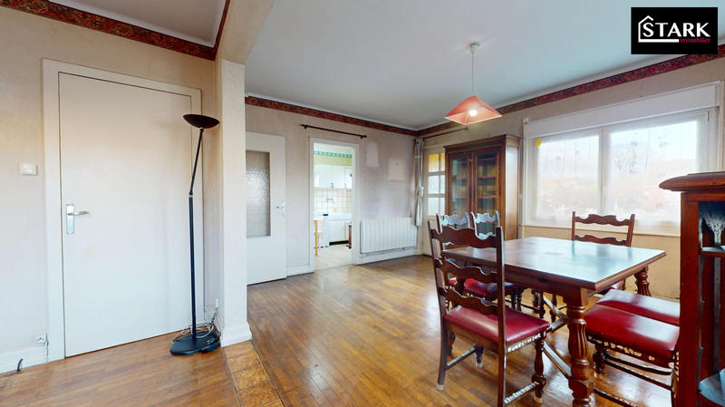 Maison - 100 m² - 4 pièces