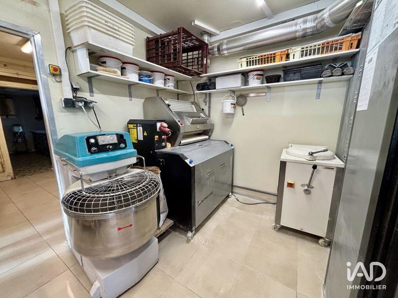 Local commercial - 200 m²