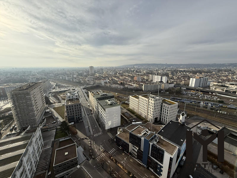 Appartement - 130 m² - 5 pièces