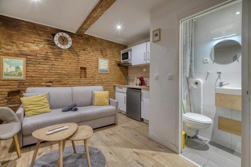 Studio - 14 m² - 1 pièce