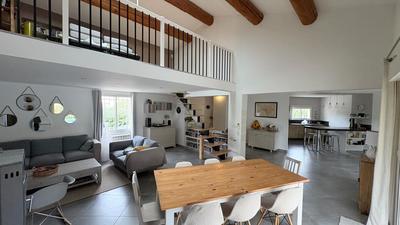 Maison - 189 m² - 5 pièces