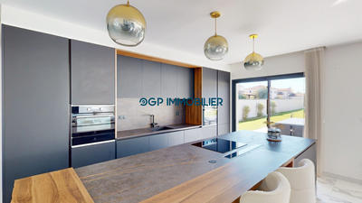 Maison contemporaine - 179 m² - 6 pièces