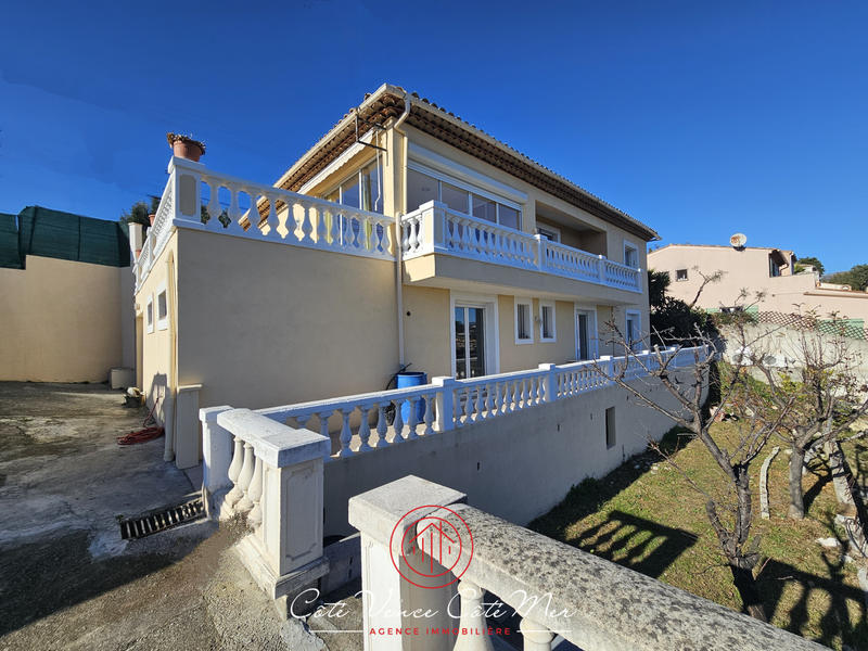 Maison - 167 m² - 7 pièces