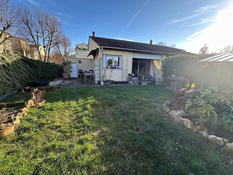 Maison - 84 m² - 4 pièces