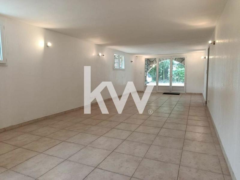 Bureau - 450 m² - 14 pièces