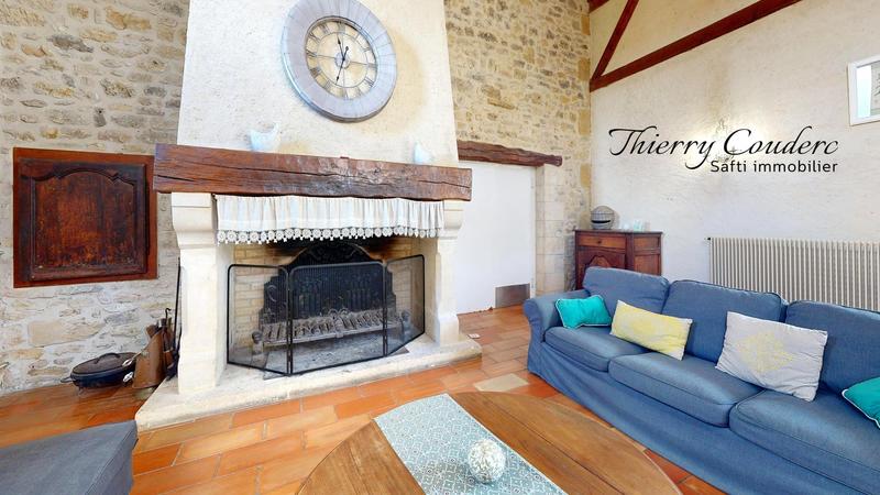 Maison - 319 m² - 12 pièces