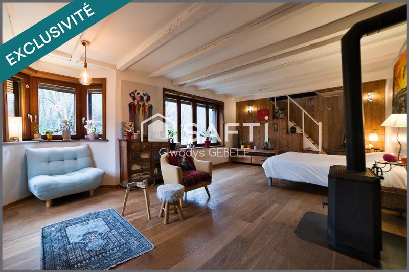 Maison - 233 m² - 12 pièces