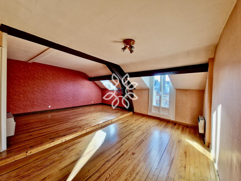 Appartement - 65 m² - 4 pièces