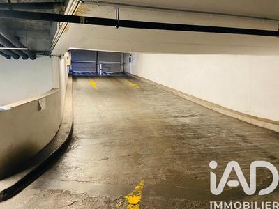 Parking - 11 m²