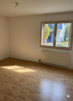 Appartement - 85 m² - 3 pièces
