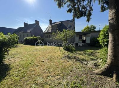 Propriété - 150 m² - 8 pièces