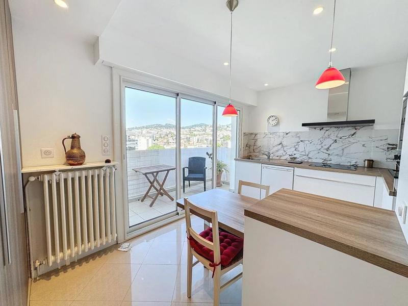 Appartement - 124 m² - 5 pièces