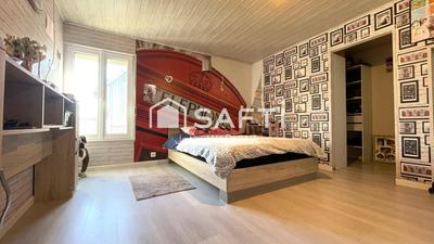 Maison - 198 m² - 8 pièces